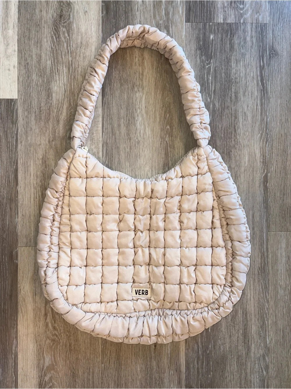 VERB Carry All Quilted Puffy Hobo Bag in Light Beige